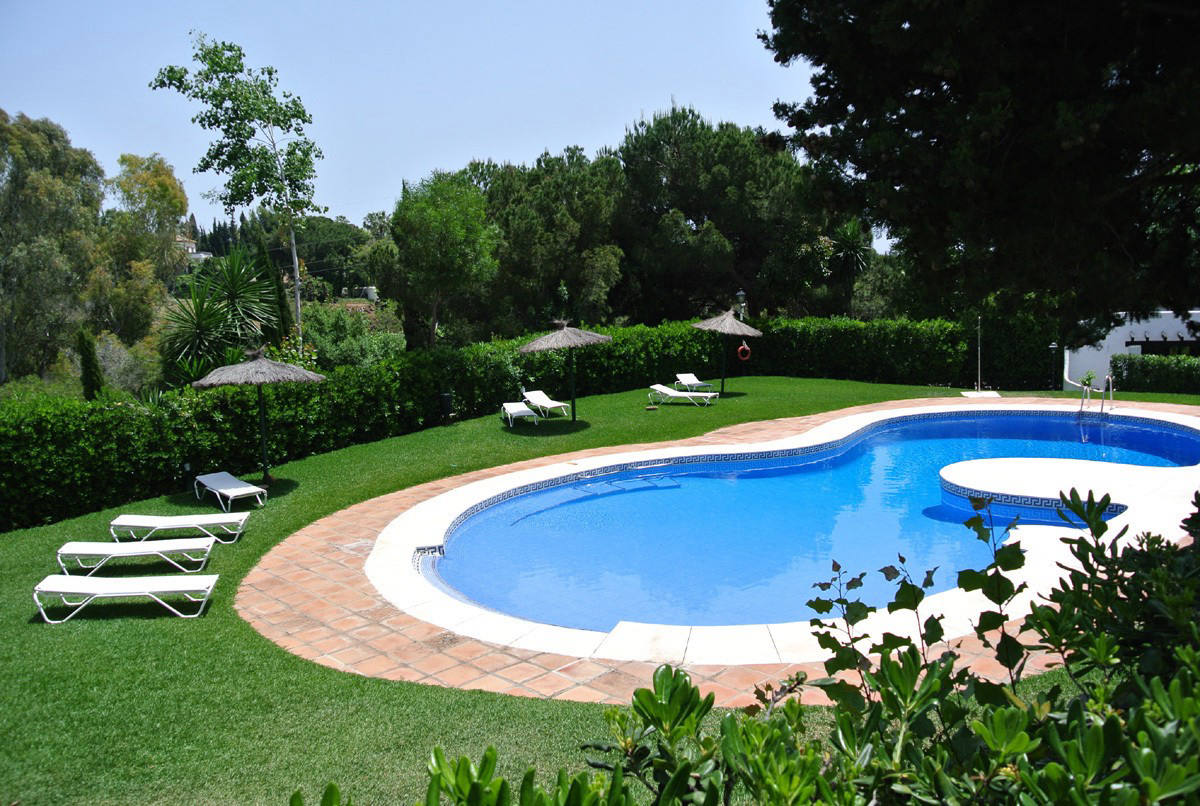 House, 3 498 m²